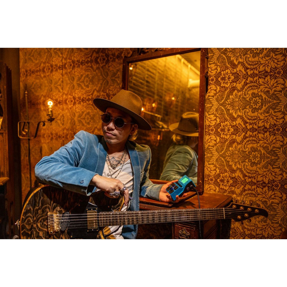 Zoom MS-70CDR + MultiStomp Guitar Effects Chorus/Delay/Reverb Pedal