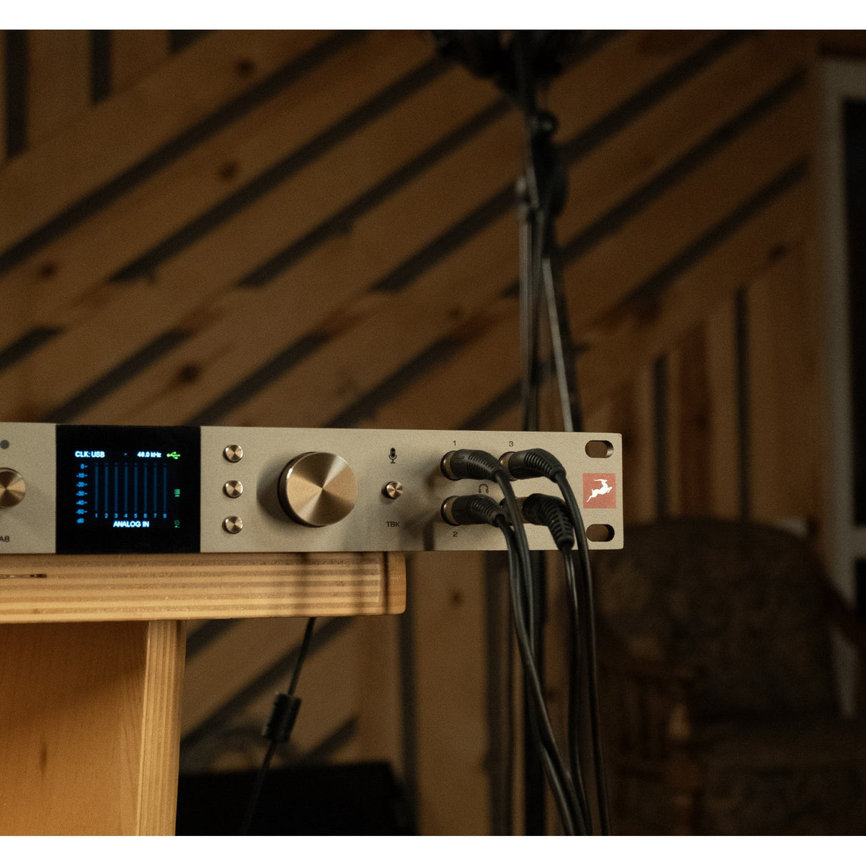 Antelope Audio Discrete 8 Oryx 26×38 USB-C Audio Interface with Synergy Core Real-Time FX Processing