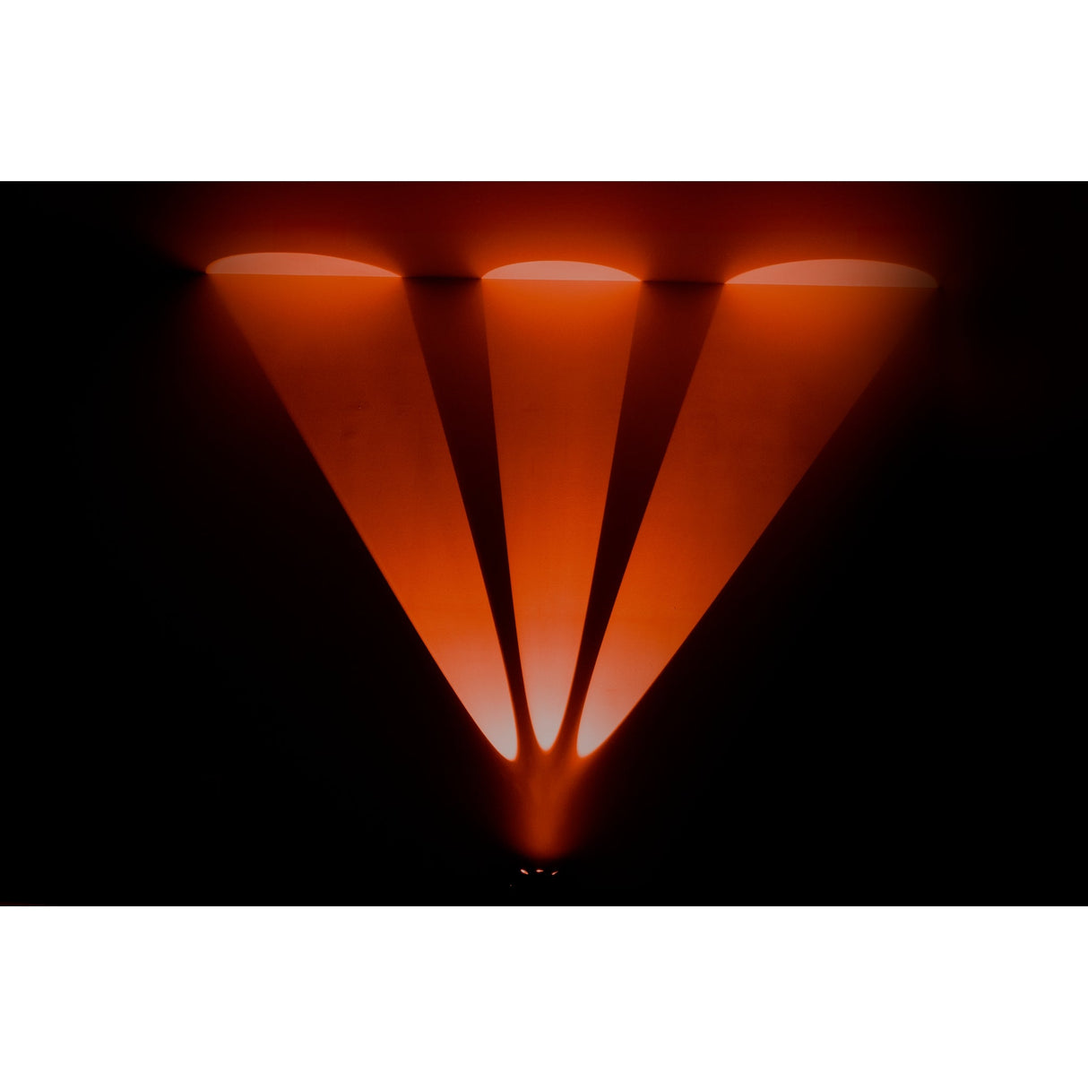 Chauvet DJ EZbeam Q3 ILS Battery-Powered Wall Accent and Effect Light