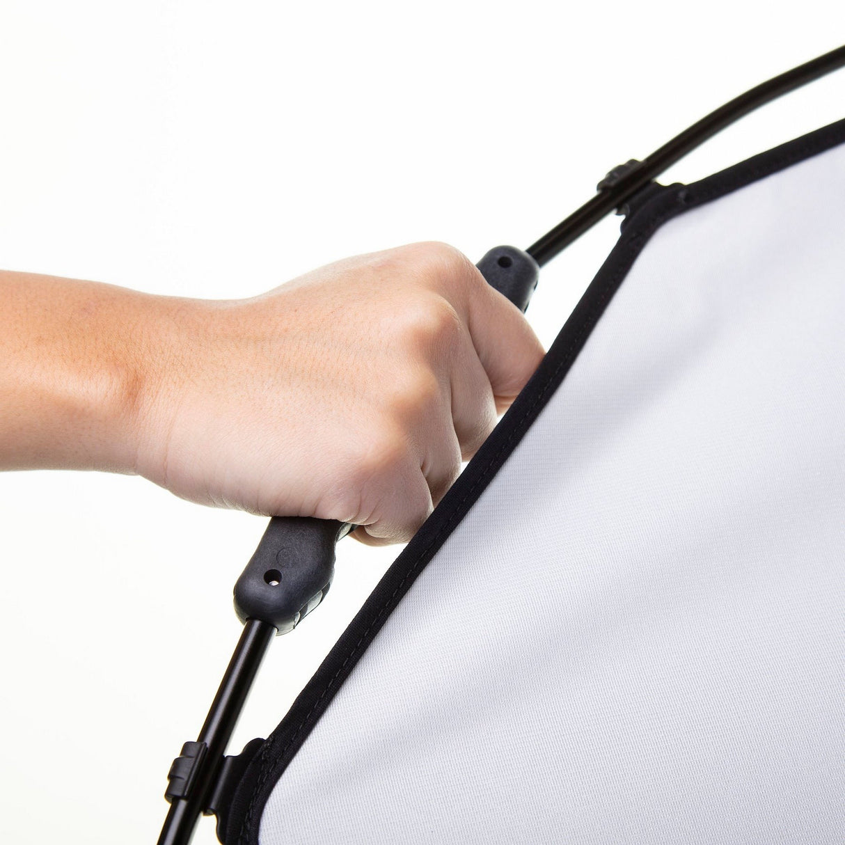 Manfrotto LL LR3301 32.3-Inch Halo Compact Diffuser