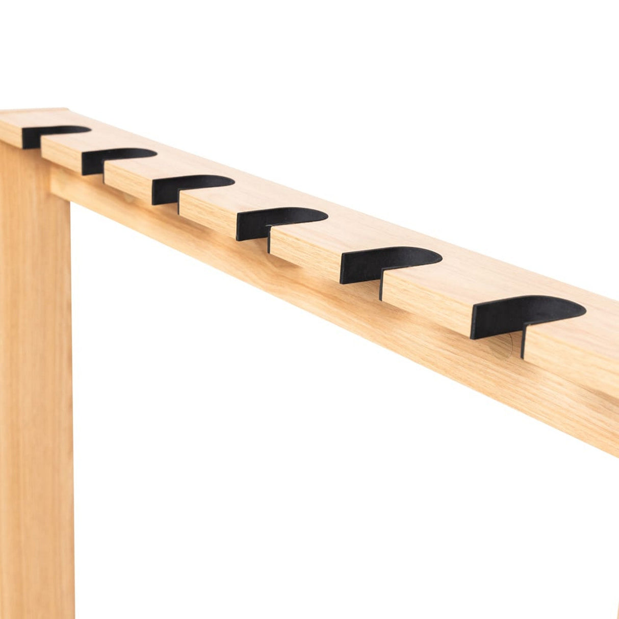 Gator GFW-GTR-WD6RK-MPL Frameworks Wooden Guitar Rack for 6 Guitars Maple - accessories