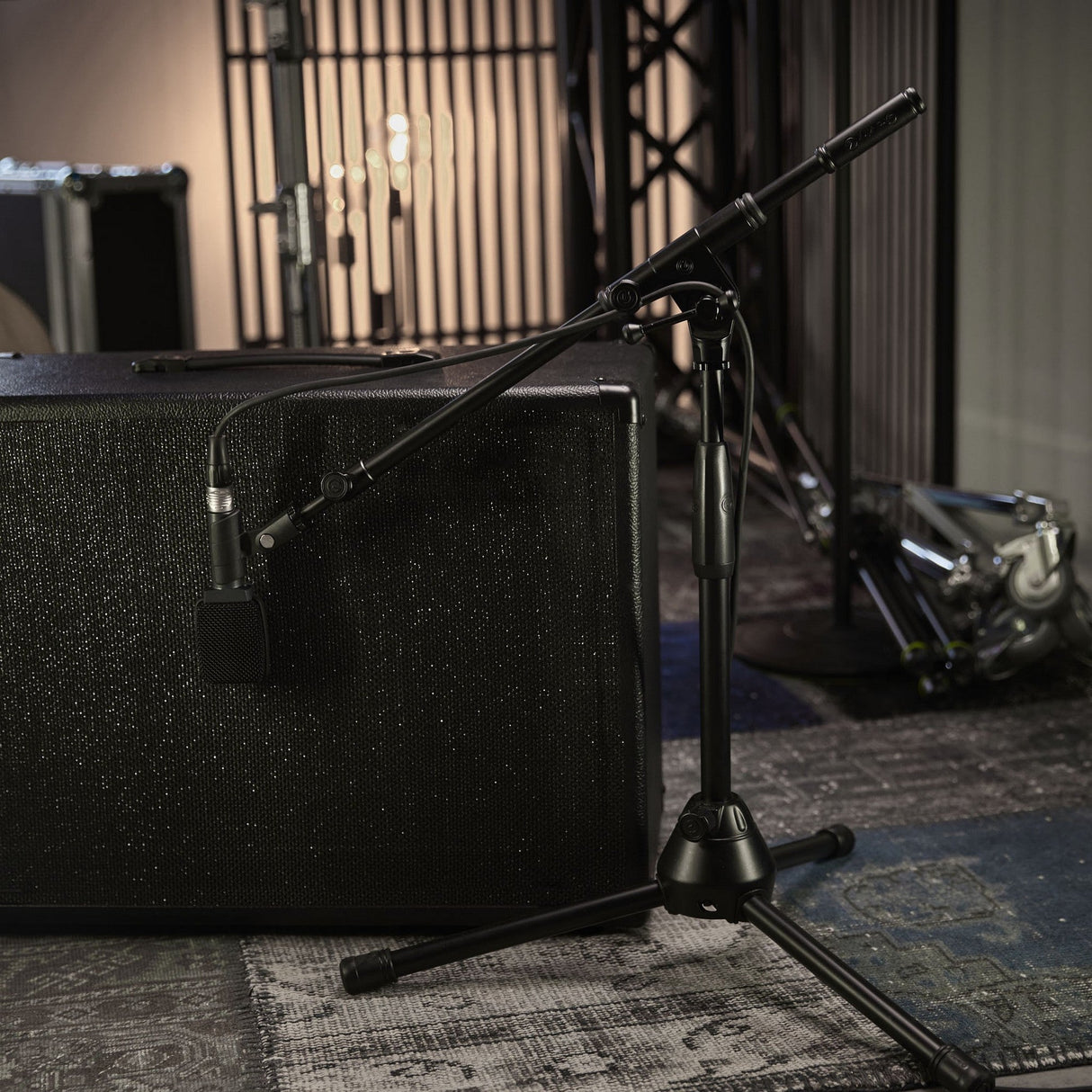 Gravity TMS 4X32 B Touring Series Microphone Stand with 2-Point Adjustment Telescopic Boom