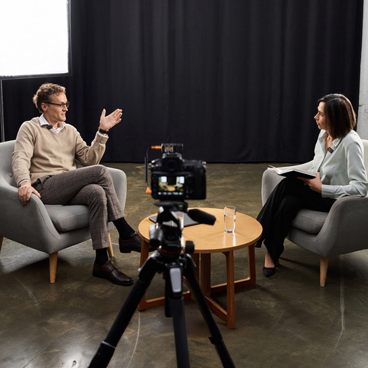 COMICA BooMax 2.4G On-Board Recording Wireless Microphone System