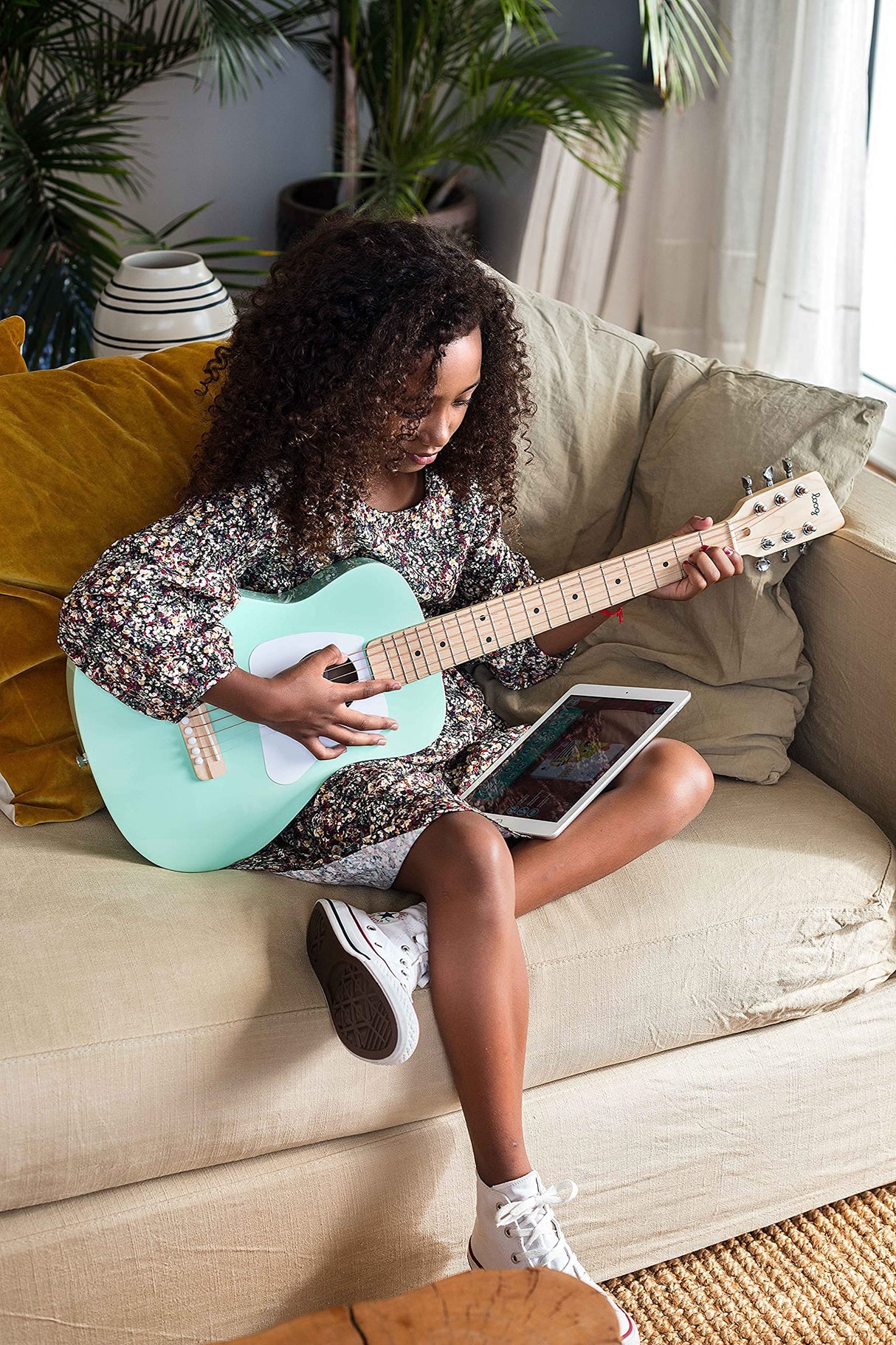 Loog Pro VI Acoustic Guitar for Beginners - guitar