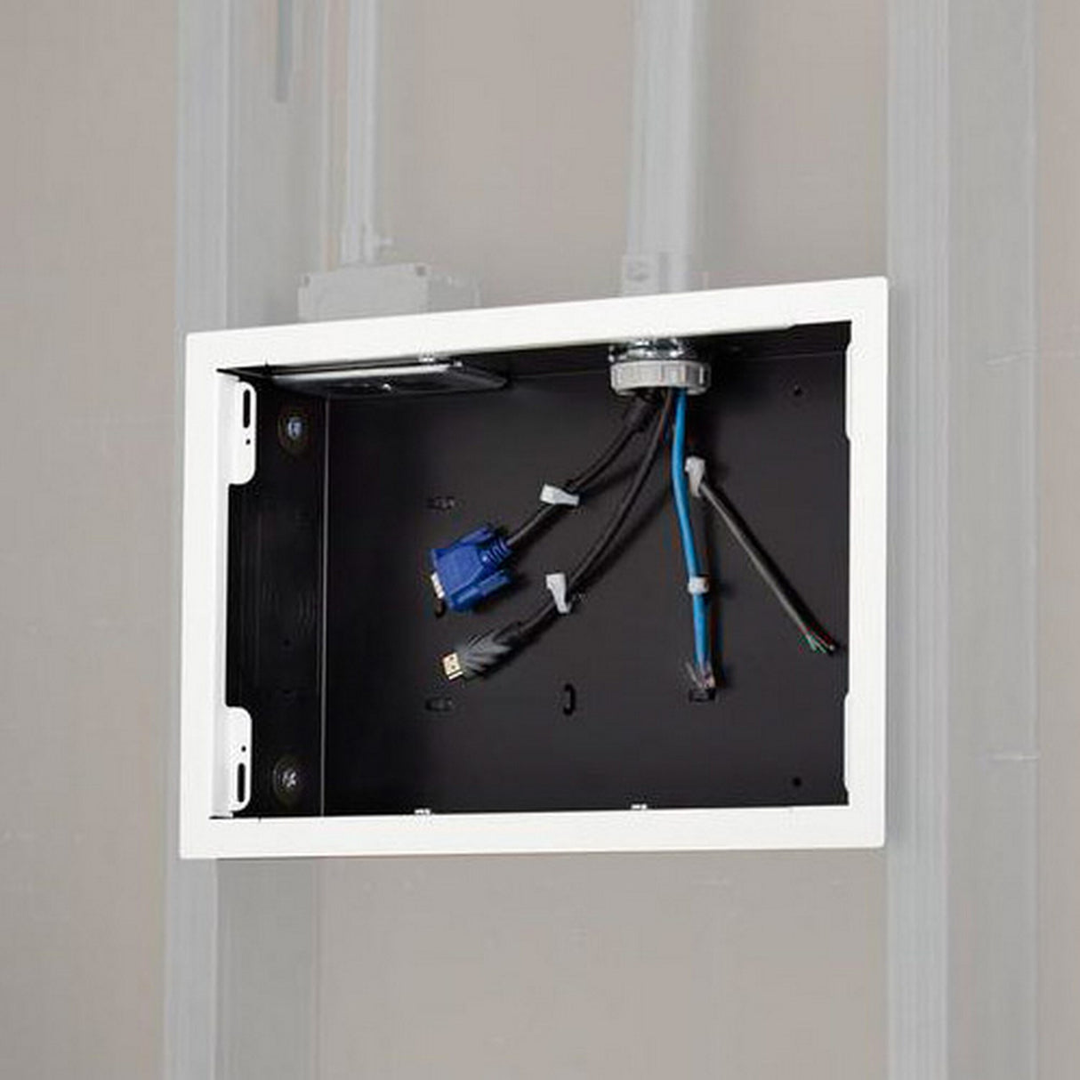 Chief PAC525FW Proximity In-Wall Storage Box with Flange
