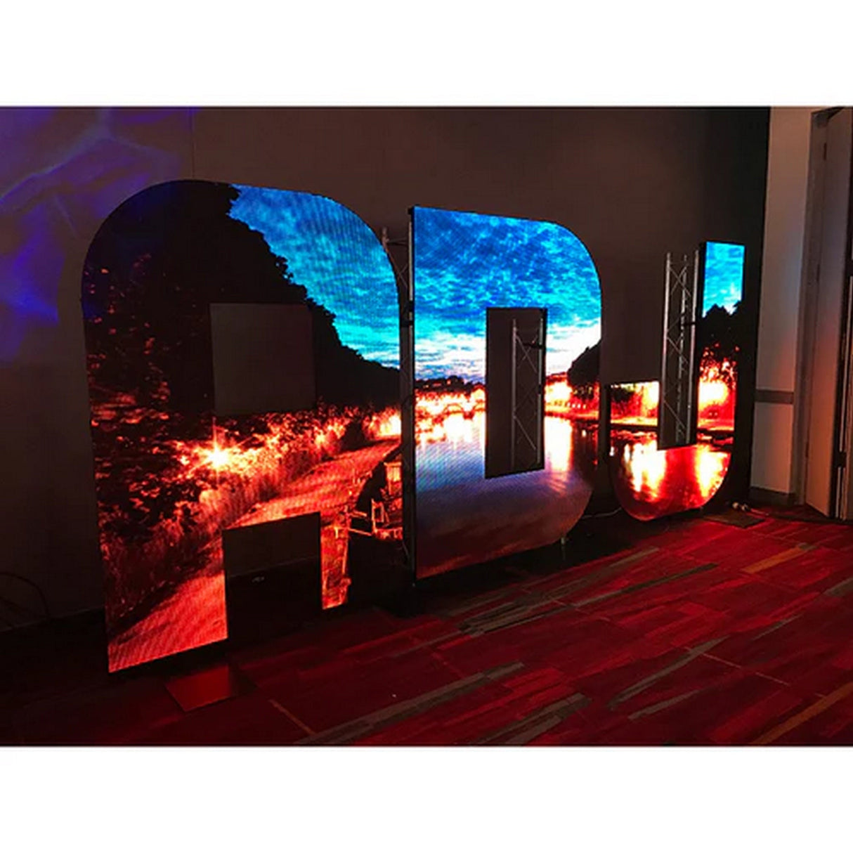 ADJ DS4QC1 Design Series Quarter‑Circle Top‑Left Quarter‑Circle Top‑Left Video Panel