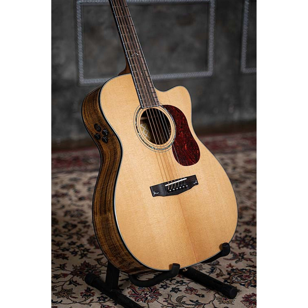 Cort GOLD OC6 Acoustic-Electric Guitar Bocote Natural - guitar