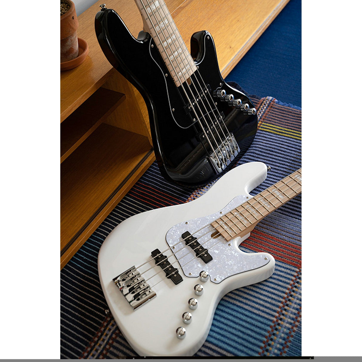 Cort Elrick NJS 4 String Bass Guitar - guitar