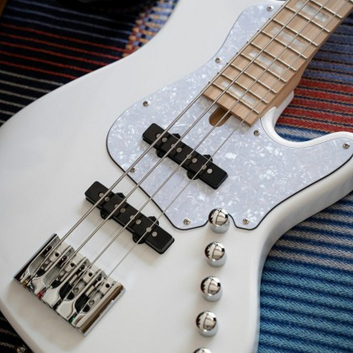 Cort Elrick NJS 4 String Bass Guitar - guitar