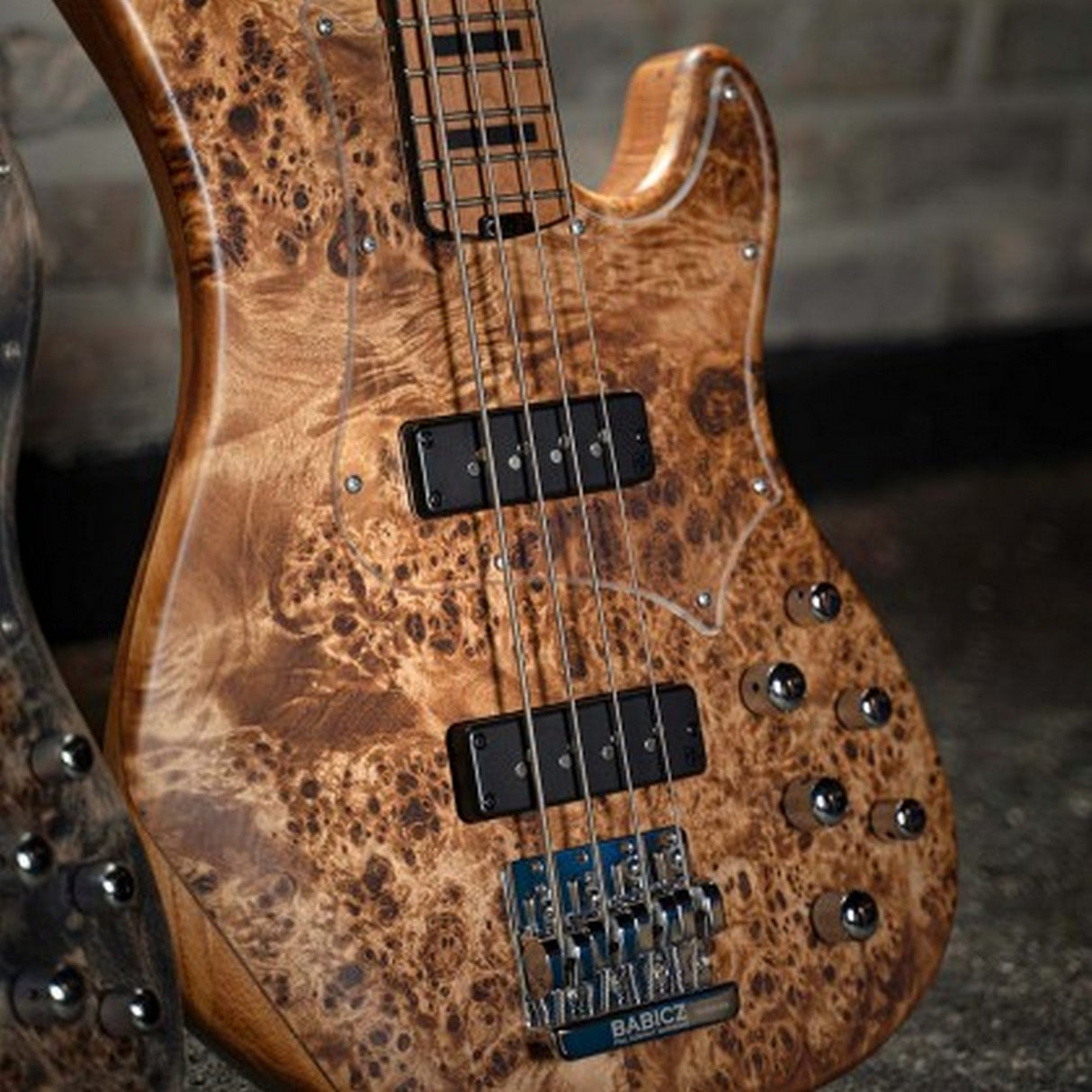 Cort GB-Modern 4 String Bass Guitar with Case - guitar