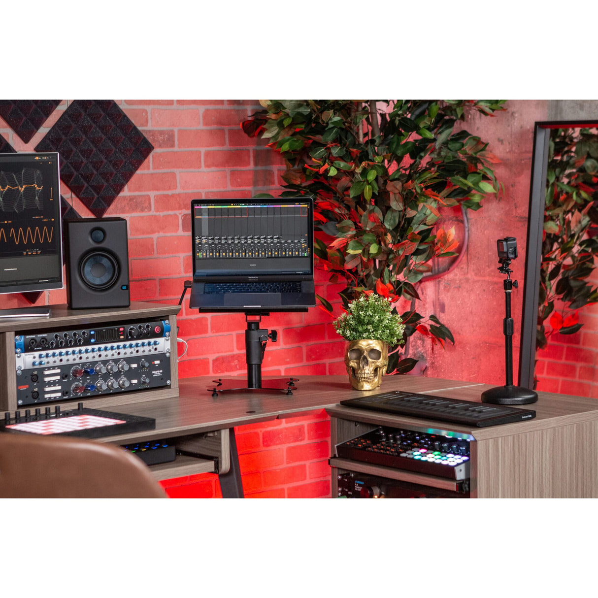 Gator GFW-ELITEDESKCRNR-GRY Elite Series Furniture Desk Corner Section Driftwood Grey Finish