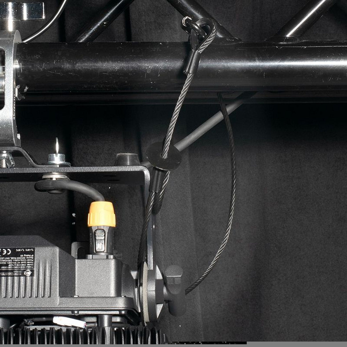 ADJ SC5B 31.5-inch 800 mm Black Safety Cable 45 kg Load Capacity