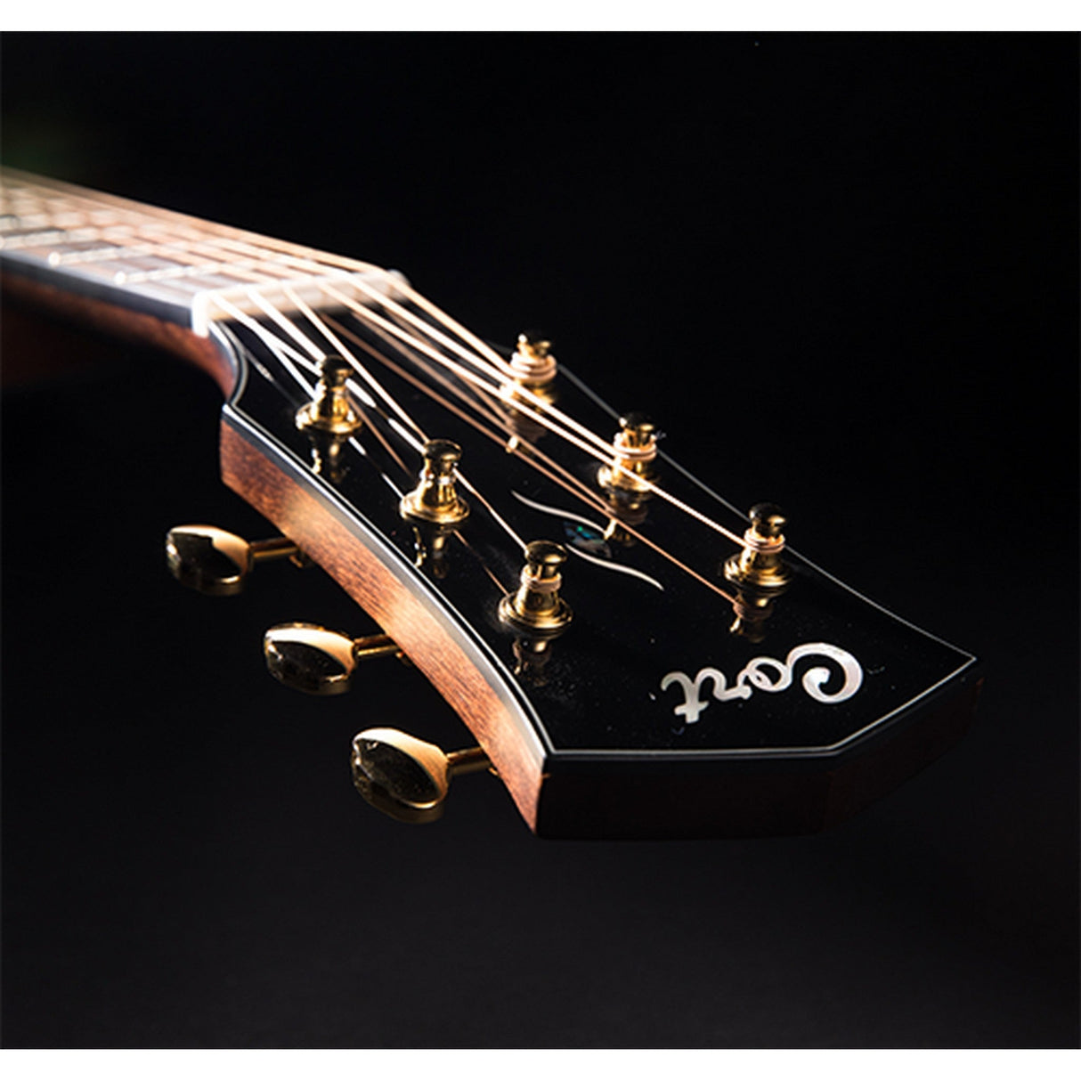 Cort GOLD A6 Acoustic-Electric Guitar Natural - guitar