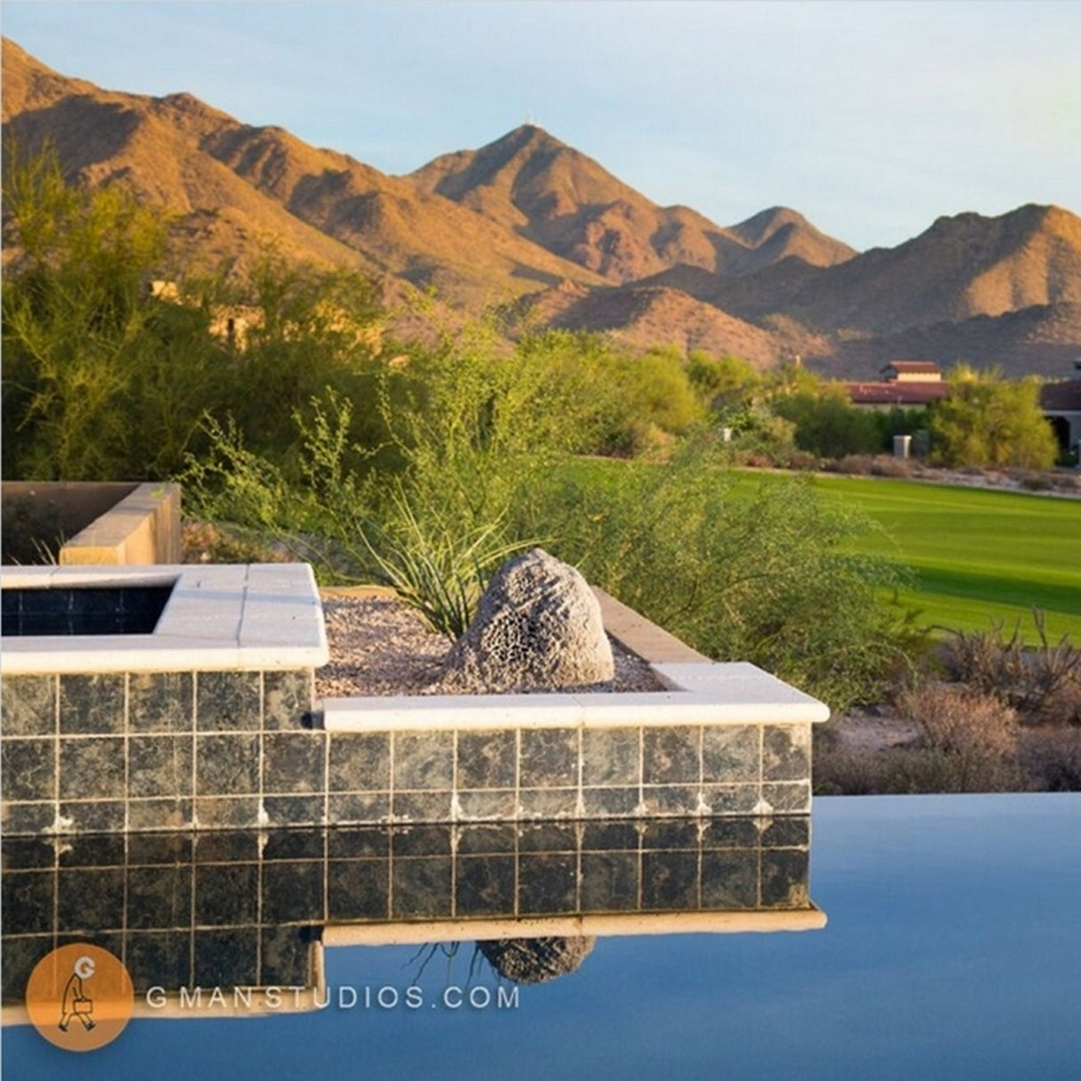 SoundTube Rocky Jr. 2-Way Outdoor Rock Speaker