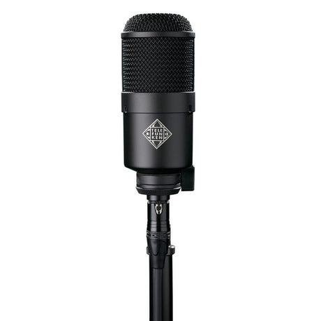 Telefunken M82-PC Large Diaphragm Cardioid Dynamic Podcast Package