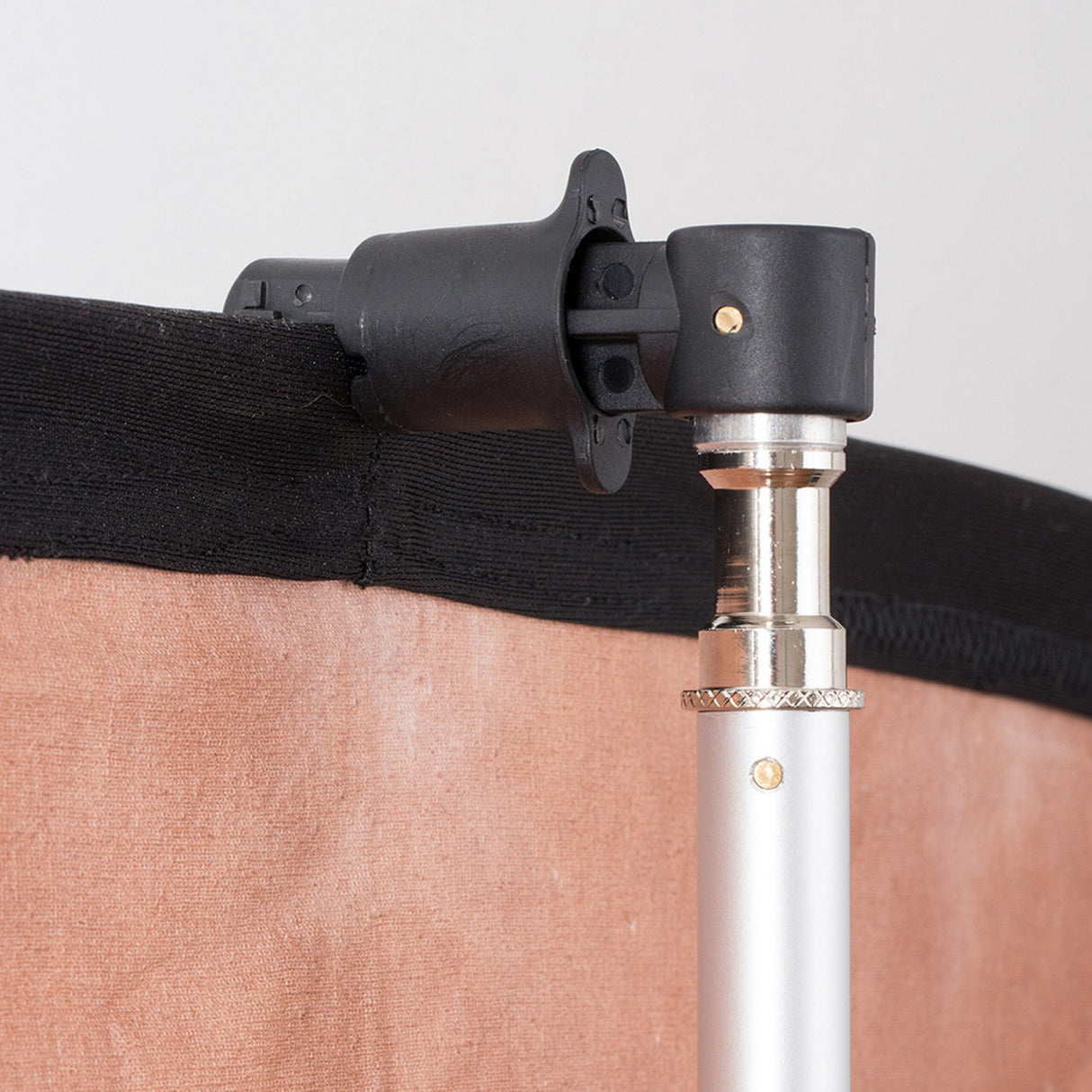 Savage CB100-KIT Collapsible Background Royal Tone 5 x 6-Feet Kit