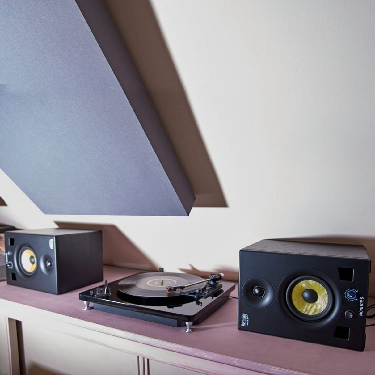 Hercules Monitor 5 Active Monitoring Speakers