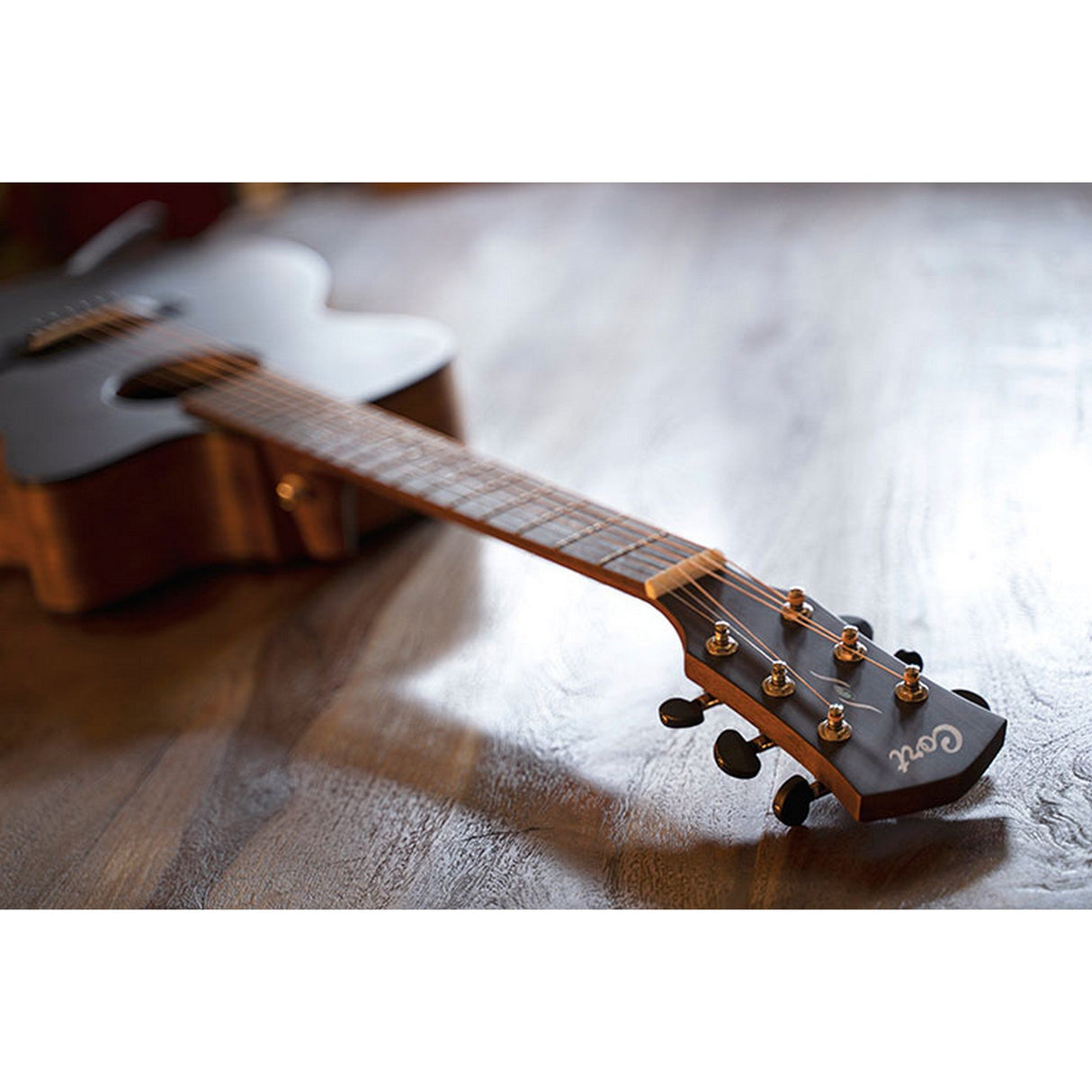 Cort CORE OC Acoustic-Electric Guitar Core Spruce - guitar