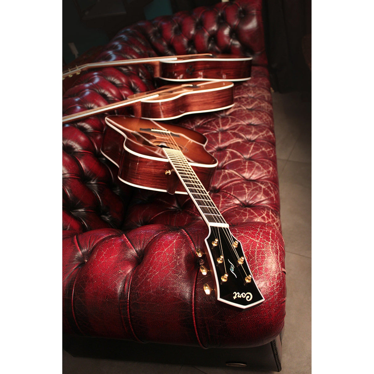 Cort GOLD D8 Acoustic-Electric Guitar Dreadnought Light Burst - guitar