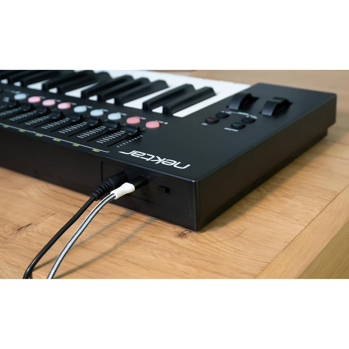 Nektar Impact LX49 mk3 MIDI Keyboard Controller