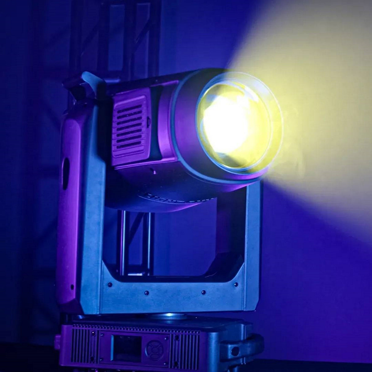 Blizzard Lighting Torrent Keyframe 600 RGBAL 4-in-1 Beam/Wash/Spot/Profile Moving Head