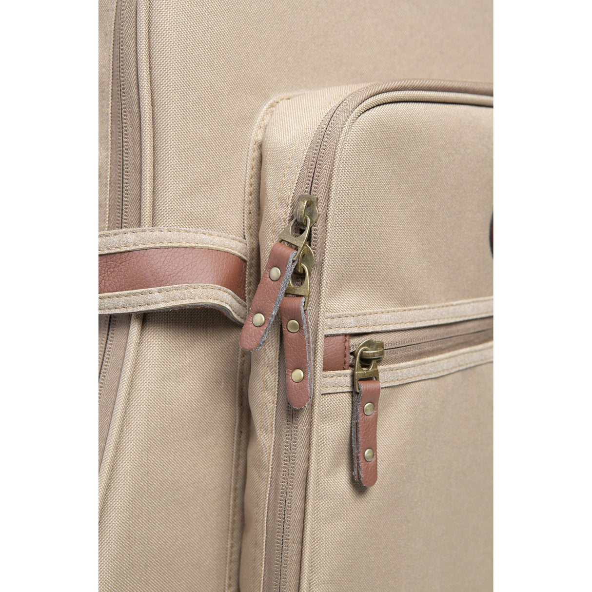 Levyās Deluxe Gig Bag for Electric Guitars Tan