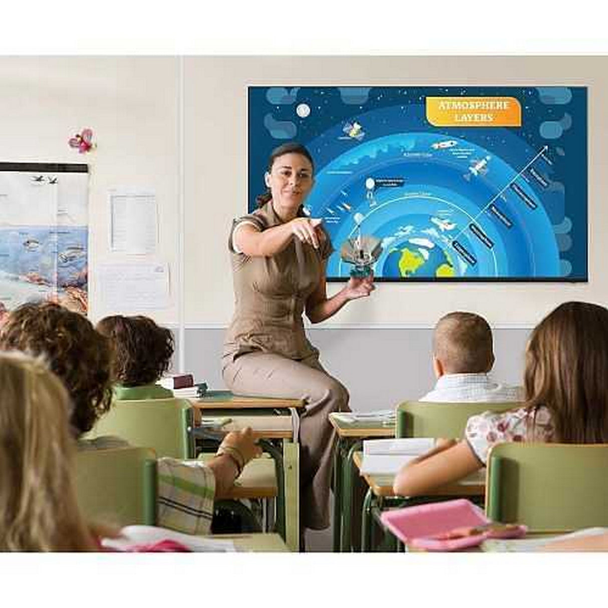 Sharp 4P‑B00EJ2U Commercial 4K UHD Direct LED Display