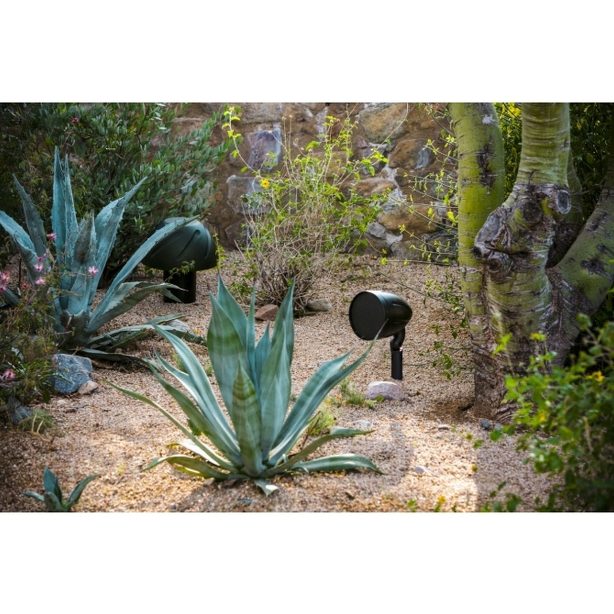 SoundTube Subscape Series In-Ground Outdoor Band-Pass Subwoofer