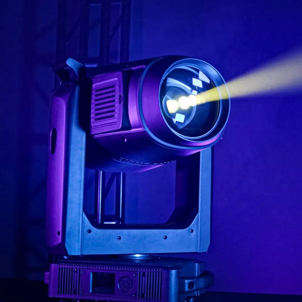 Blizzard Lighting Torrent Keyframe 600 RGBAL 4-in-1 Beam/Wash/Spot/Profile Moving Head