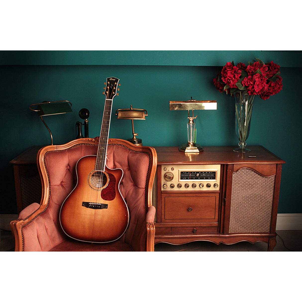 Cort GOLD A8 Acoustic-Electric Guitar Auditorium Light Burst - guitar