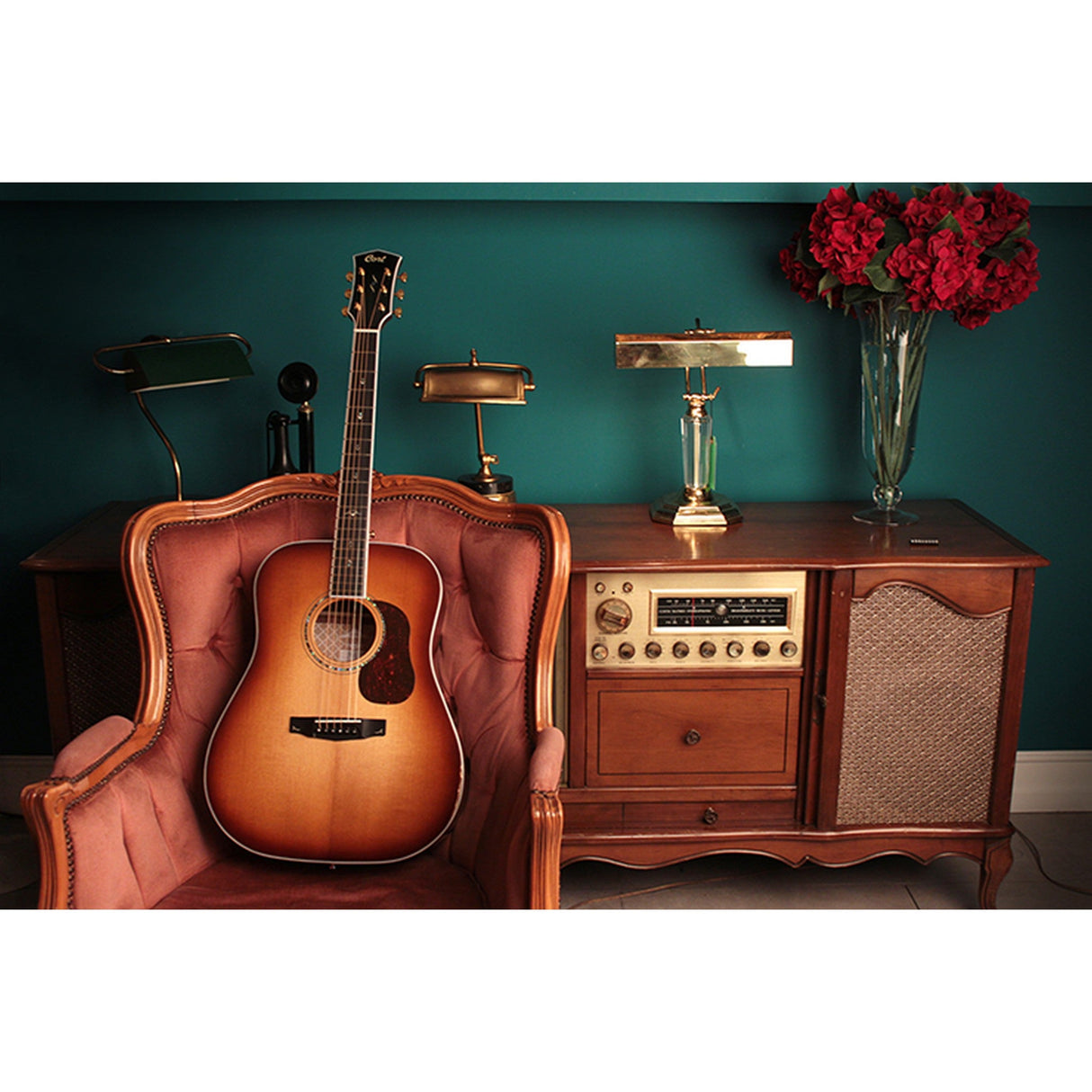 Cort GOLD D8 Acoustic-Electric Guitar Dreadnought Light Burst - guitar