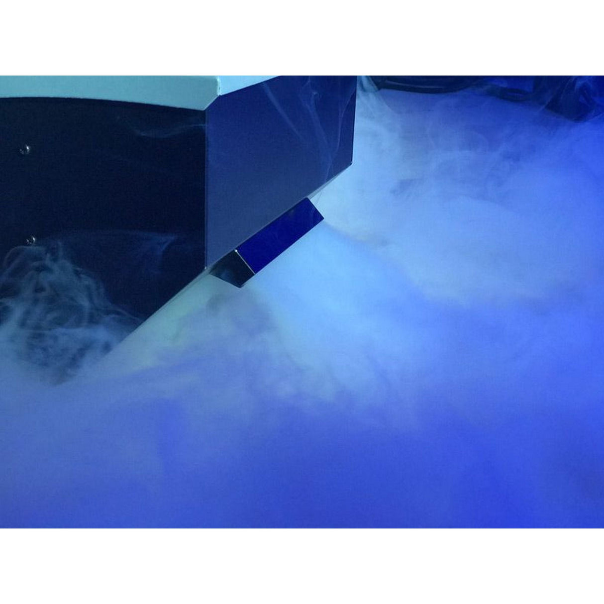 Eliminator Lighting Mister Kool EP 700W Low-Lying Portable Fog Machine