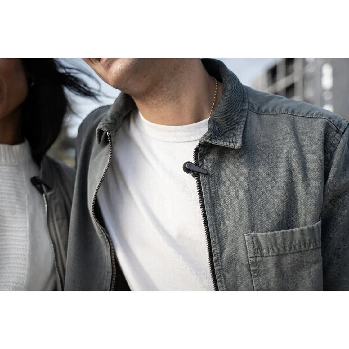 Shure MoveMic Two Receiver Kit 2-Channel Wireless Lavalier Microphone System with Receiver Z7