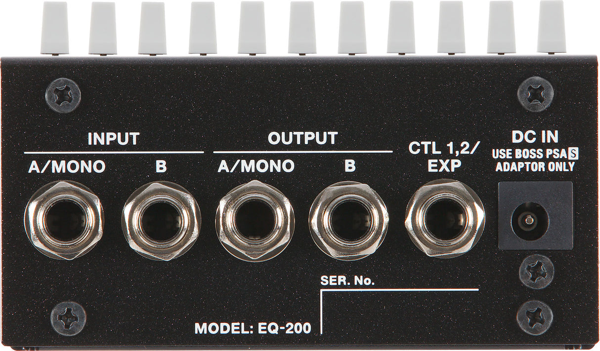 BOSS EQ-200 stereo equalizer effects pedal