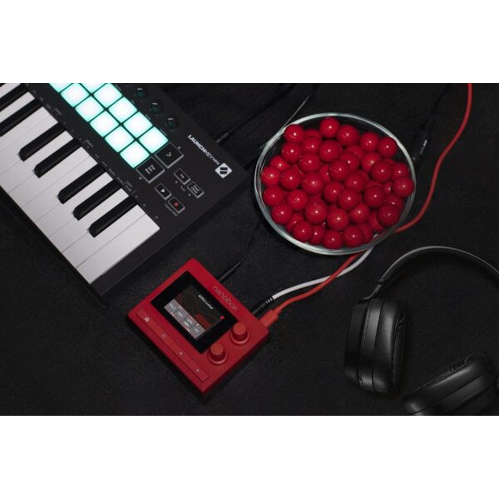 1010music Nanobox Fireball Polyphonic Wavetable Synthesizer