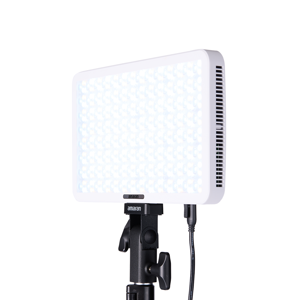 amaran - amaran Pano 60c Kit White - 60W RGBWW LED Panel Light Kit - MP01000325