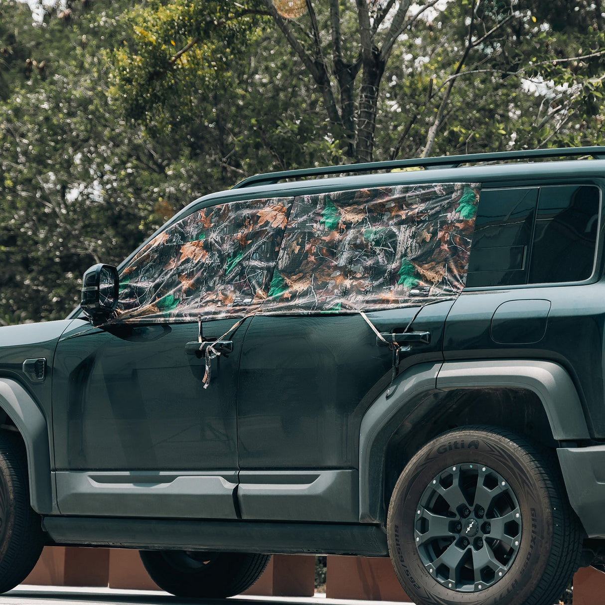 SmallRig 5499 Left-Side Vehicle Shooting Curtain Set