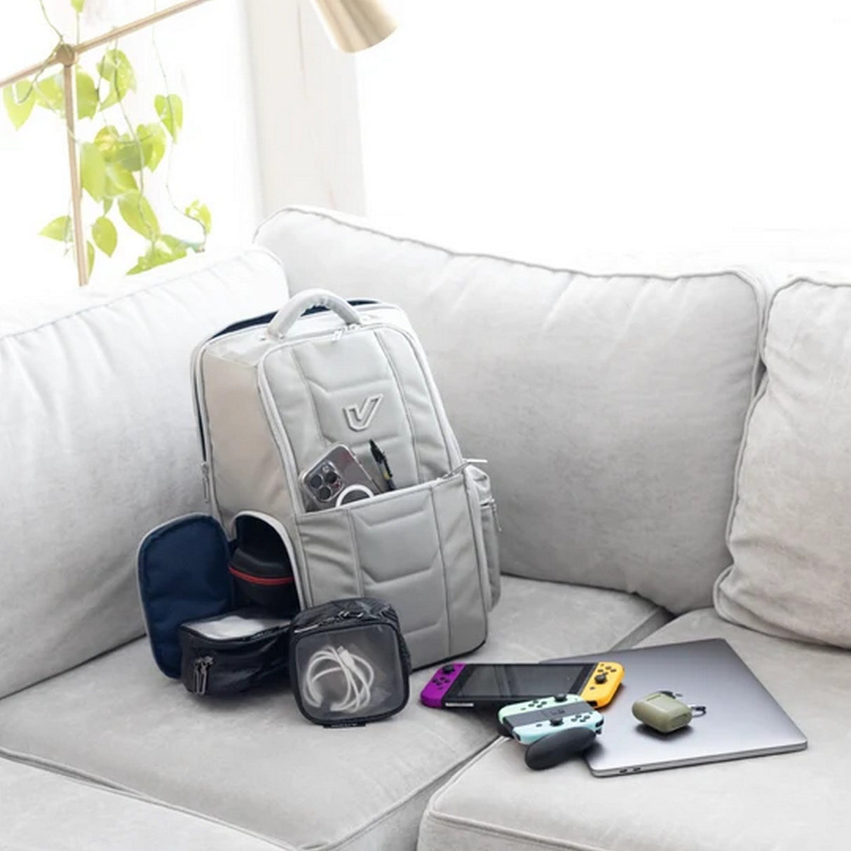 Gruv Gear Club Bag Frost Edition Tech Backpack