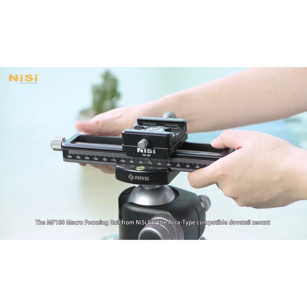 NiSi Macro Focusing Rail with 360-Degree Rotating Clamp