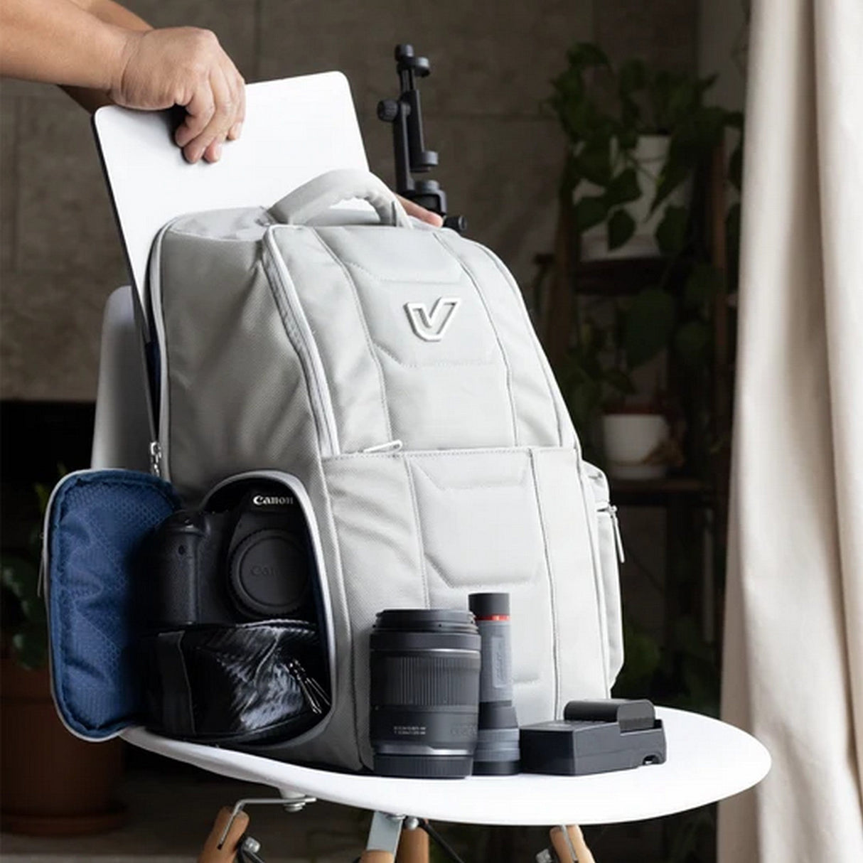 Gruv Gear Club Bag Frost Edition Tech Backpack