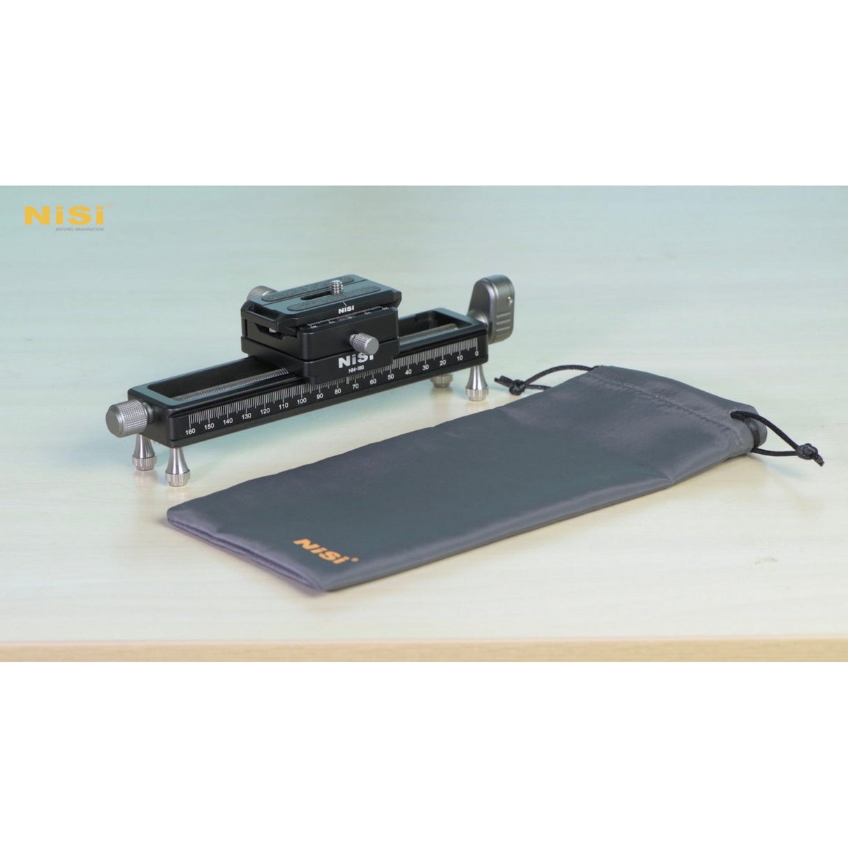 NiSi Macro Focusing Rail with 360-Degree Rotating Clamp