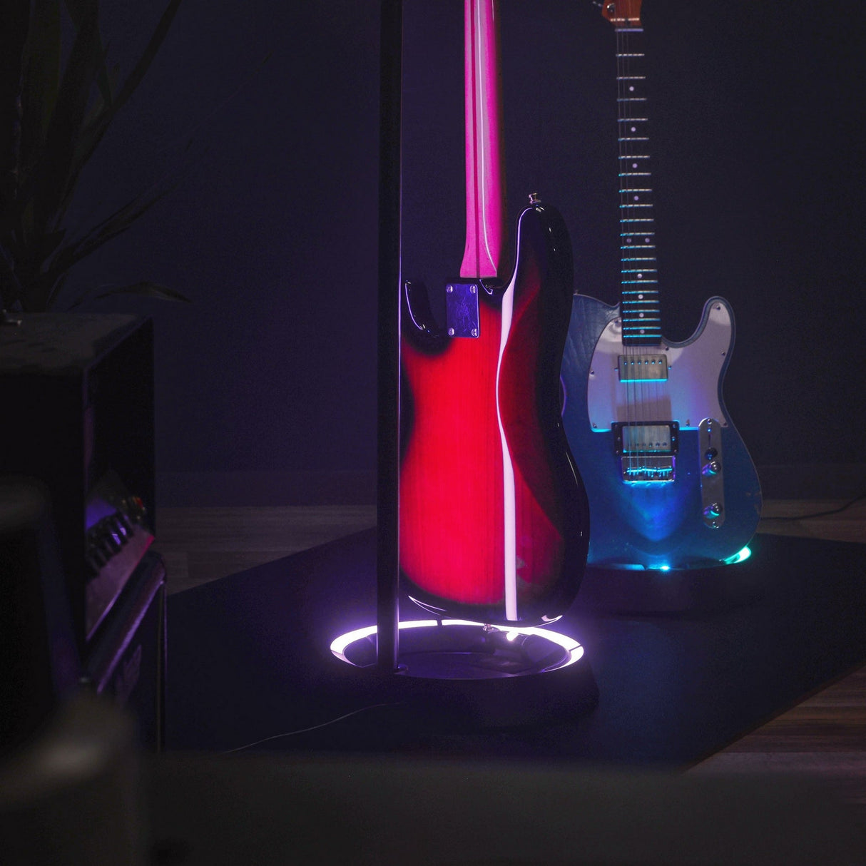 Gravity GS LS 01 NH B Neckhug Guitar GLOW STAND