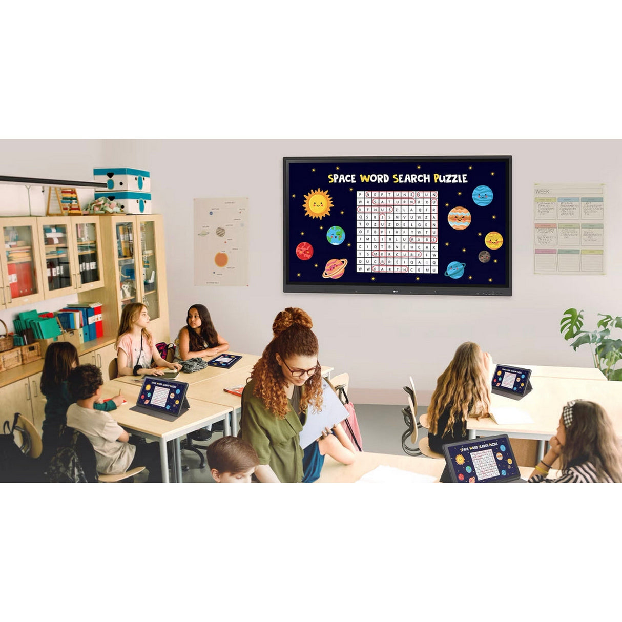 LG 75TR3DK-B CreateBoard 75-Inch Digital Interactive Whiteboard