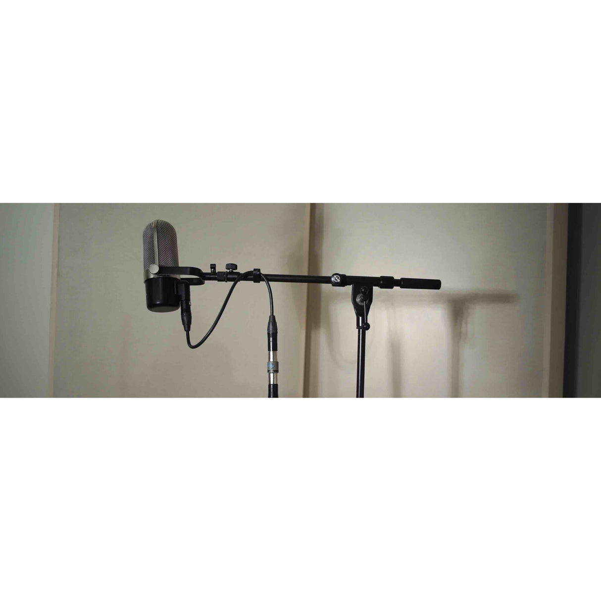 TritonAudio FetHead Filter Microphone Preamp with High-Pass Filter for Ribbon and Dynamic Microphones