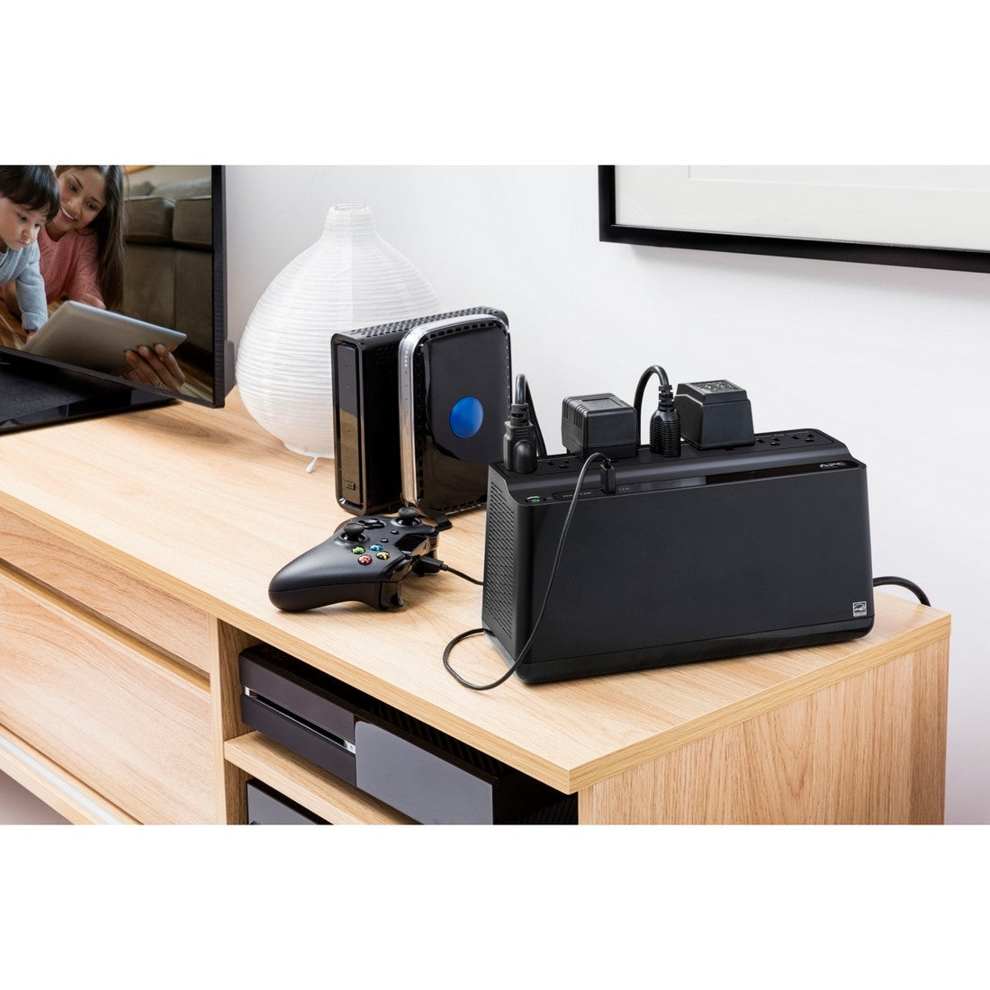 APC Back-UPS 600VA Battery Backup and Surge Protector