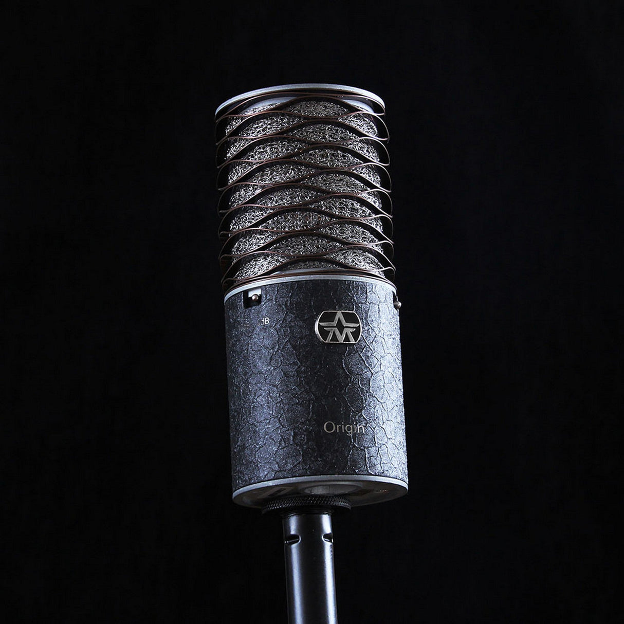 Aston Microphones Origin Bundle with Cardioid Origin Microphone and Swiftshield Setup