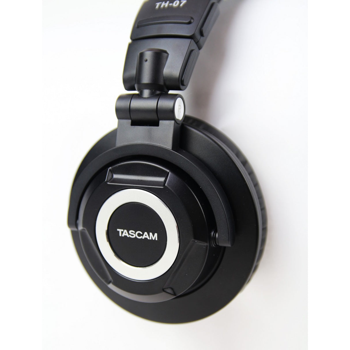 Tascam TH-07 High Definition Monitor Headphone