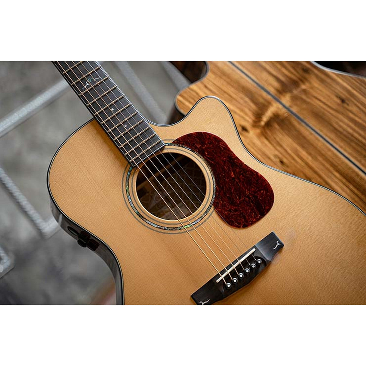 Cort GOLD OC6 Acoustic-Electric Guitar, Bocote Natural