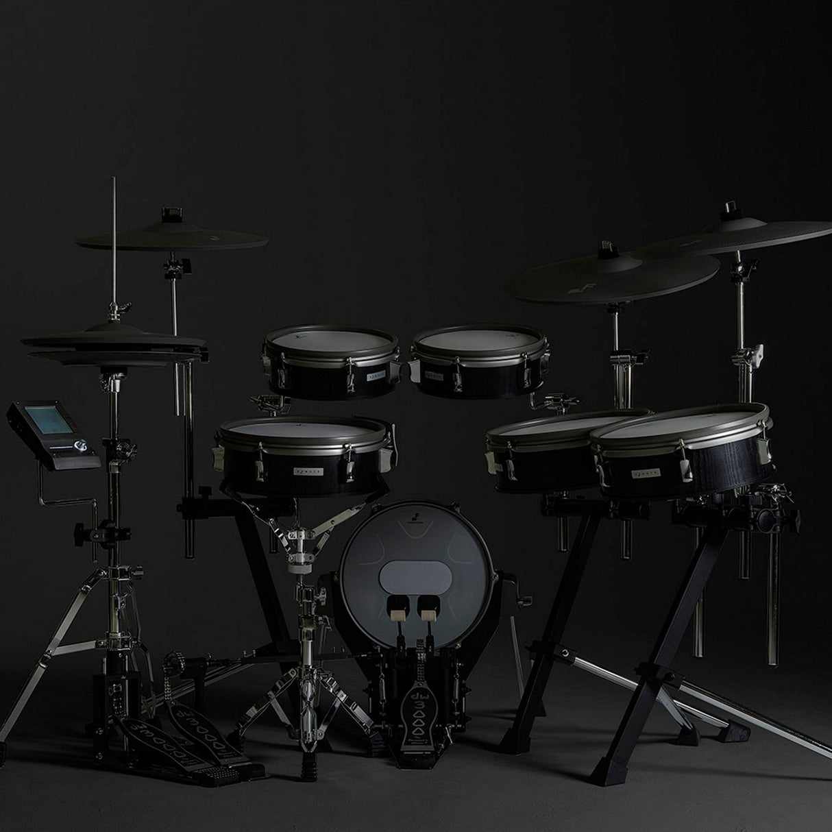 EFNOTE 3X Acoustic Designed Electronic Drum Set, Black Oak Wrap