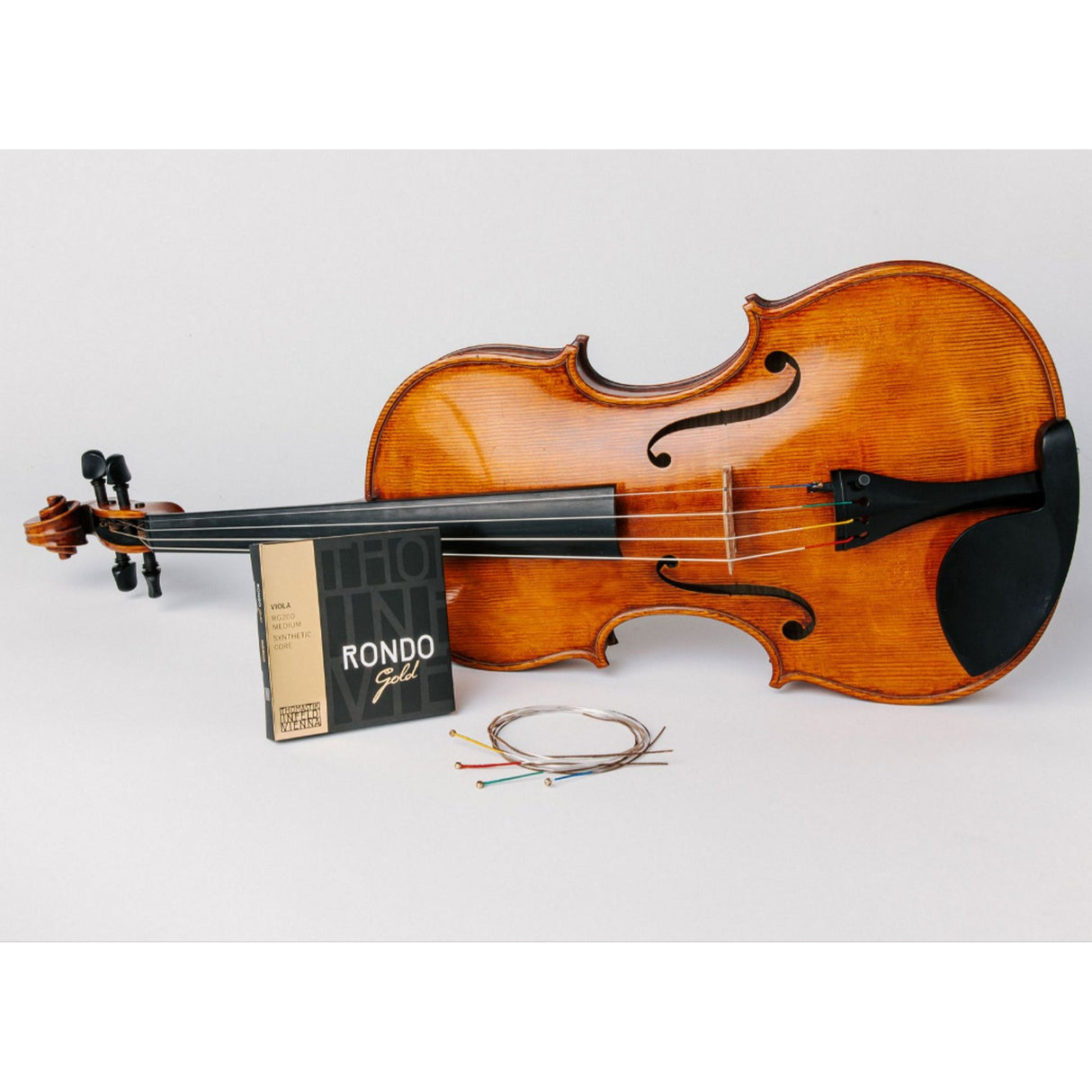 Thomastik-Infeld Rondo Gold Medium Gauge Viola Strings